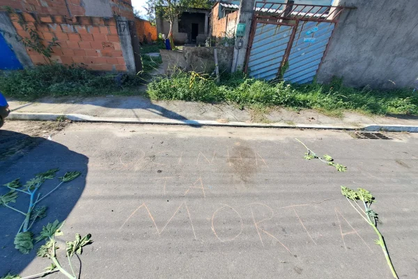 Corpo de mulher é encontrado após recado macabro aparecer em casa