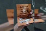 Panfleto distribuído em ato de Grass tem número errado de Celina - imagem 2 Panfleto distribuído em ato de Grass tem número errado de Celina - imagem 2