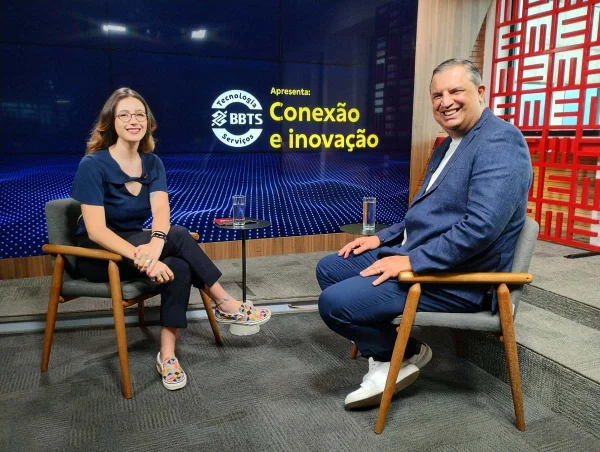 Foto colorida de live do terceiro episódio do BBTS Talks - Metrópoles