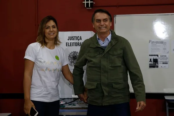 Human Rights Watch diz que “monitorará de perto” governo de Bolsonaro