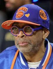 Spike Lee com boné dos Knicks Spike Lee com boné dos Knicks