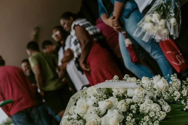 “Filha, eu te amo”, diz mãe de menina de 2 anos morta em incêndio