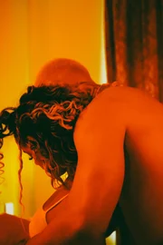 Luidd lança clipe do single 365 e explora lado ator na produção Luidd lança clipe do single 365 e explora lado ator na produção