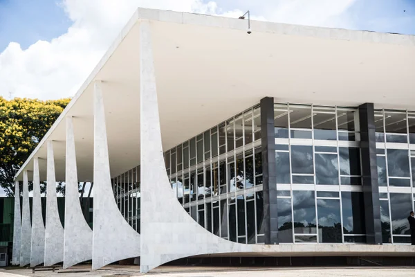 Fachada STF na Praça dos Três Poderes Brasília DF Metrópoles