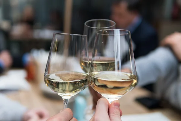 12 vinhos a partir de R$ 55 que combinam com o almoço de Páscoa