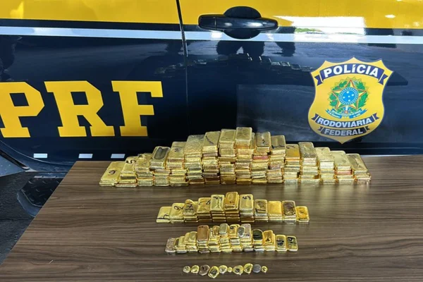 Imagem colorida de ouro apreendido pela PRF