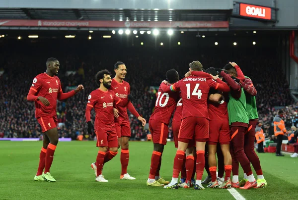 Liverpool marca gol 700 da era Klopp e goleia Southampton