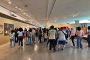 Jovens são do ensino fundamental Jovens são do ensino fundamental