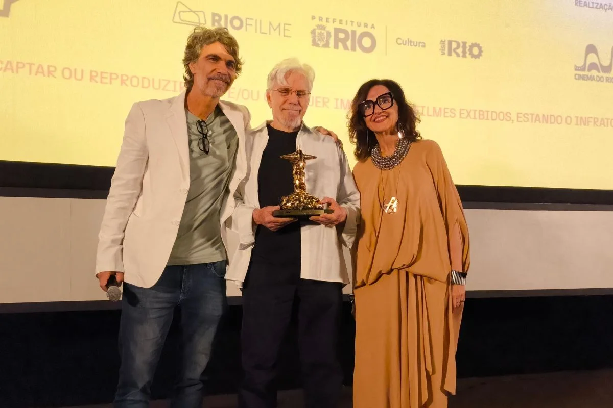 Reginaldo Faria recebe Troféu Redentor Especial no Festival do Rio (1)