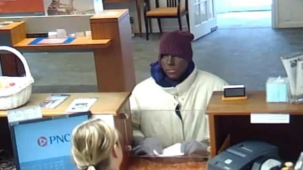 Homem usa “blackface” para roubar banco nos Estados Unidos