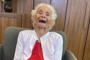 Vovó Valdeci, fenômeno das redes sociais, morre após AVC Vovó Valdeci, fenômeno das redes sociais, morre após AVC
