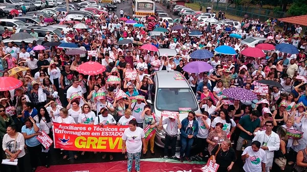 Servidores da saúde mantêm greve e marcam nova assembleia