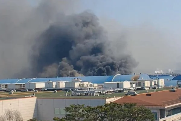 Incêndio em fábrica na Coreia do Sul deixa ao menos 10 mortos