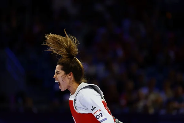 Paralimpíadas: Ana Carolina conquista ouro no taekwondo