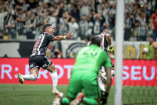 Atlético-MG elimina San Lorenzo e pega Fluminense na Libertadores