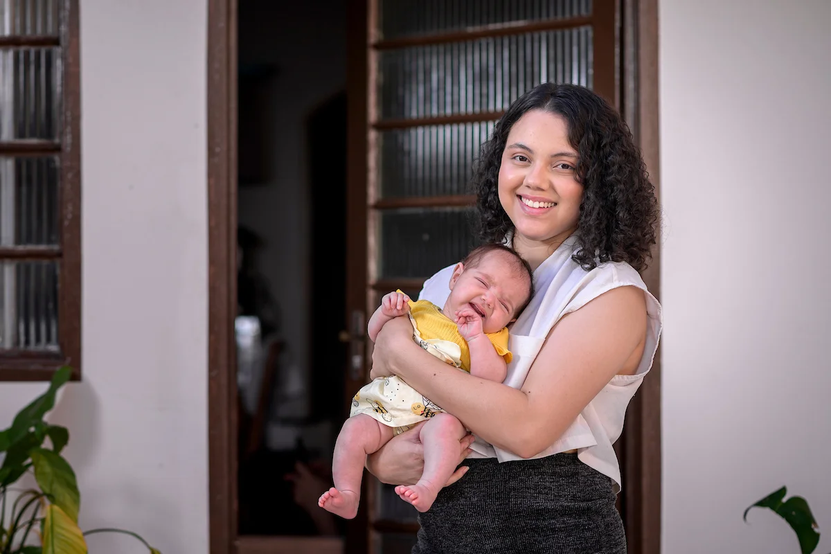 Thaynara garantiu a proteção da filha recém-nascida durante a gravidez Thaynara garantiu a proteção da filha recém-nascida durante a gravidez