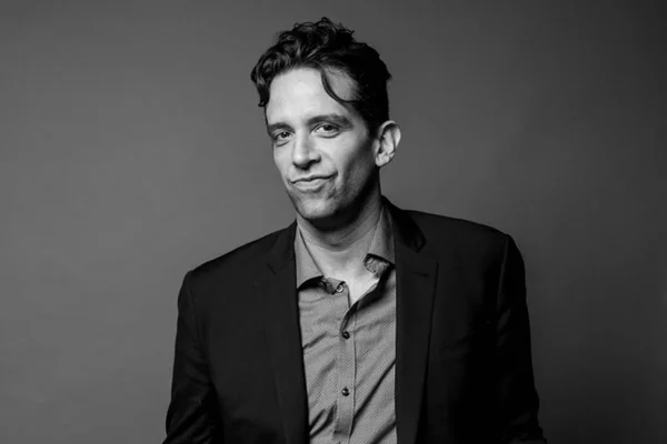 Covid-19: ator Nick Cordero morre aos 41 anos