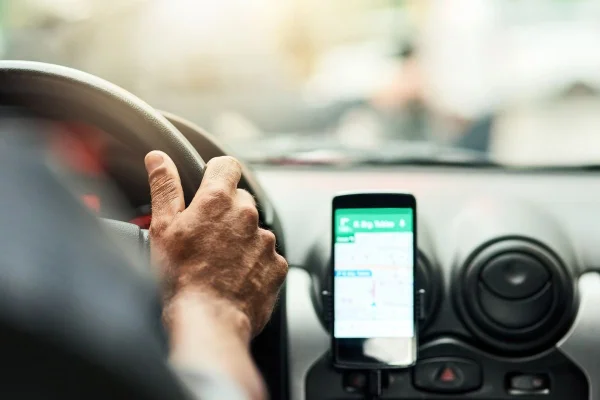 Sem CLT, motoristas de app podem se tornar nova categoria autônoma