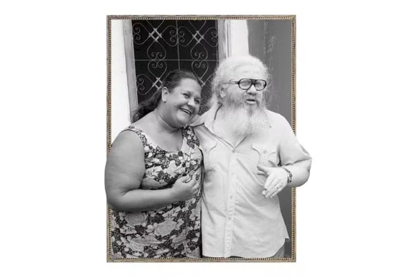 Imagem em preto e branco do álbum "Pra você, Ilza" de Hermeto Pascoal - Metrópoles