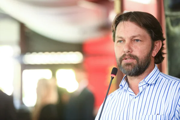 Falta de espaço e ingerências motivaram saída de Joe Valle do GDF