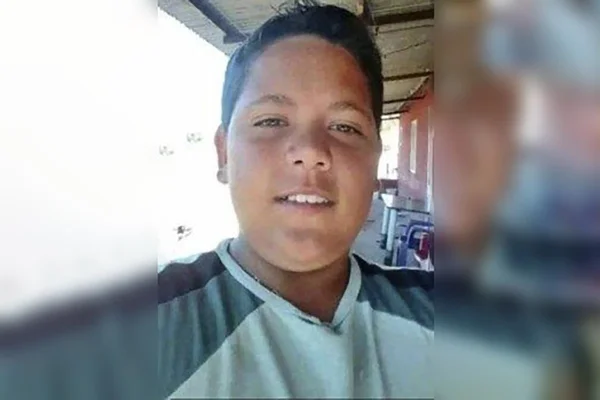 David Souza Rodrigues, de 13 anos, morto com 14 tiros