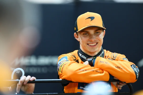 Foto colorida Oscar Piastri, da McLaren - Metrópoles