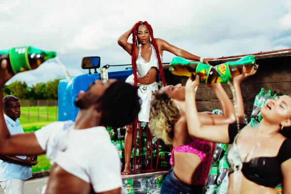 “Levei o funk para a elite”, diz Ludmilla ao lançar Rainha da Favela