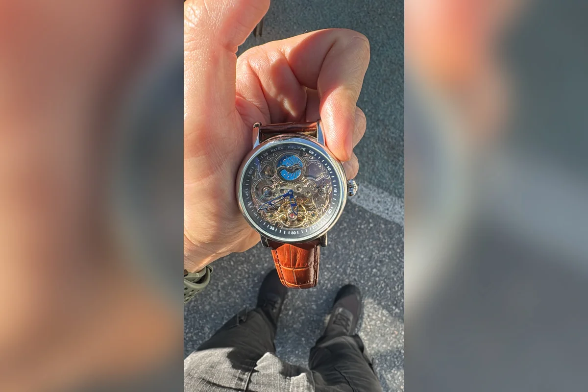Veja os carrões de luxo apreendidos pela PF em ação contra desvios na Saúde - imagem 17 Veja os carrões de luxo apreendidos pela PF em ação contra desvios na Saúde - imagem 17