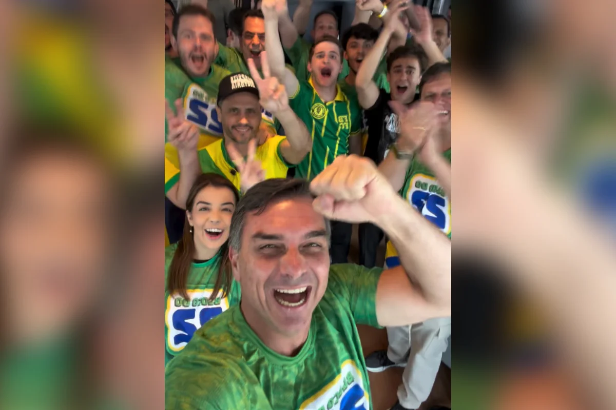 Com Cleitinho e Tarcísio em BH, Flávio diz que mineiros não serão ameaçados