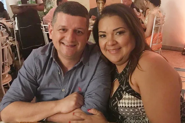 Marcelo de oliveira e a esposa Cláudia