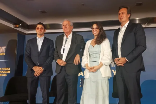 Evento Summit CBF Academy com participação da CEO do Metrópoles, Lilian Tahan - Metrópoles