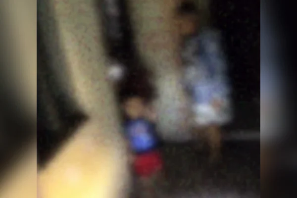 PM mostra resgate de crianças abandonadas pela mãe viciada em crack