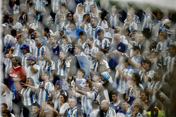 Argentinos compram passagens de até R$ 40 mil para a final da Copa