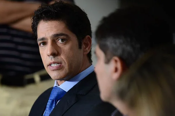 Promotor quer investigação de delegado afastado de caso de estupro