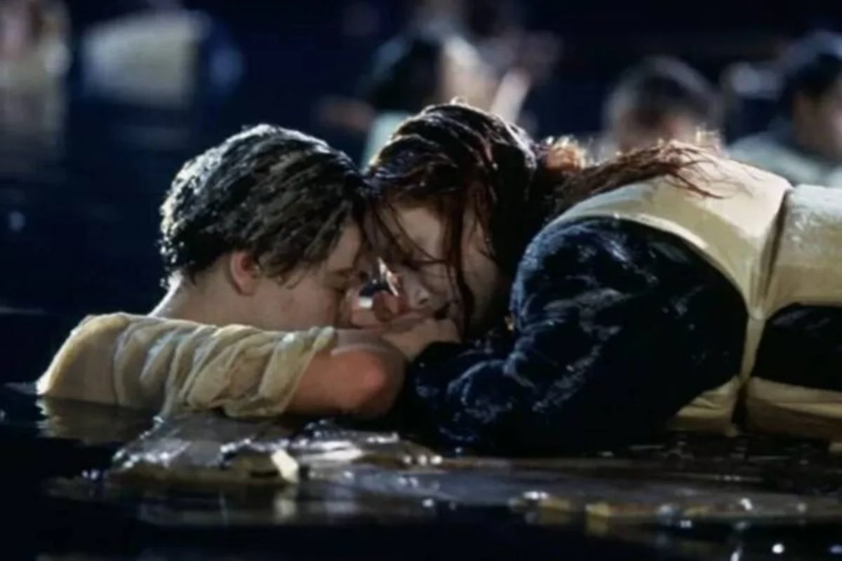 Elenco e produção de Titanic foram drogados com alimento Elenco e produção de Titanic foram drogados com alimento