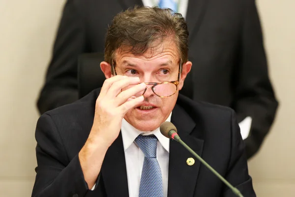 Câmara Legislativa passa “bomba” das sobras orçamentárias para Buriti
