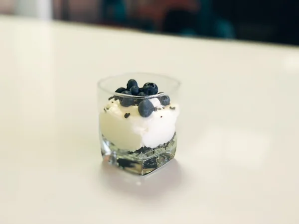 Cozinha de Solteiro: aprenda a fazer uma cheesecake em 10 minutos