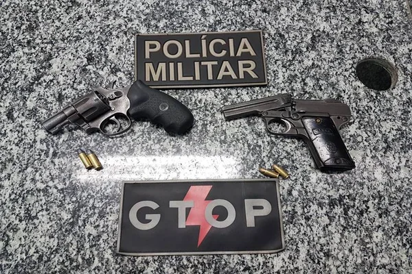 Adolescente é apreendido com duas armas de fogo em São Sebastião