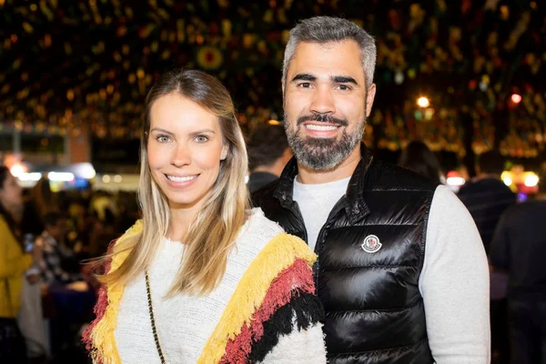 Fernanda Leão e Marcelo Araújo