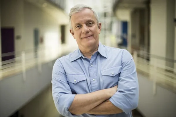 Quem é Álvaro Pereira Jr, que chamou Gil do Vigor de “falso acadêmico”