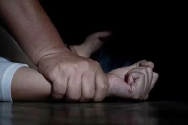 Homem toma veneno de rato após sobrinha denunciar estupro