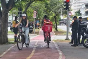 Ciclistas na Ciclovia da Faria Lima Ciclistas na Ciclovia da Faria Lima