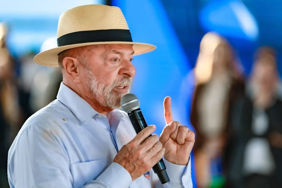 Lula anuncia que enviará ajuda humanitária à Venezuela nesta sexta
