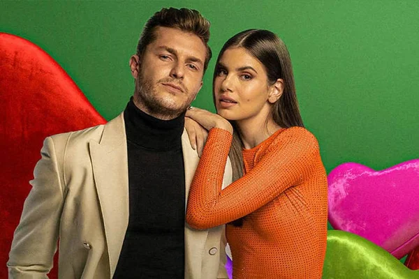 Kleber Toleddo e Camila Queiroz