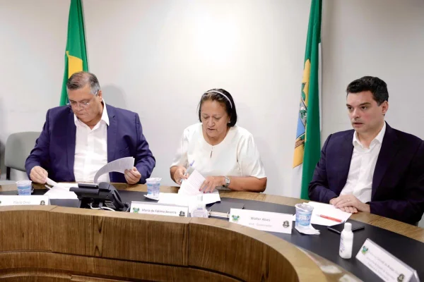 flavio dino reuniao fatima bezerra