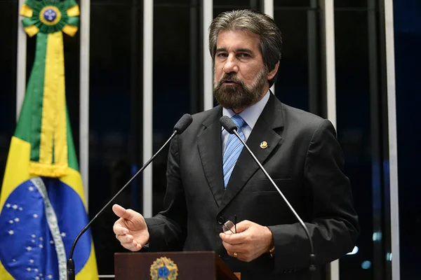Réu na Lava Jato, Valdir Raupp é alvo de novo inquérito no STF