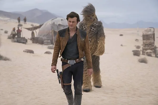 Crítica: Han Solo é mais um spin-off decepcionante de Star Wars