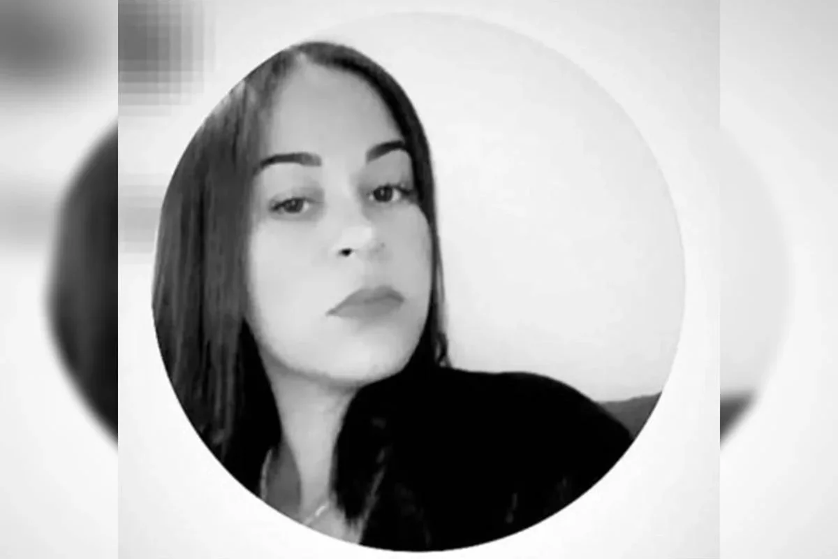 Camila foi morta a facadas, em via pública, pelo ex-companheiro Camila foi morta a facadas, em via pública, pelo ex-companheiro