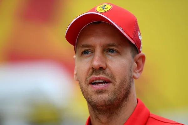 No Japão, Vettel diz que Ferrari resolveu problema de motor