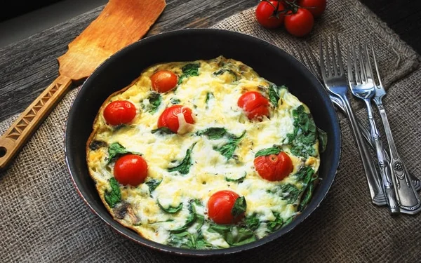 10 receitas de omelete diferentes para fazer rapidinho